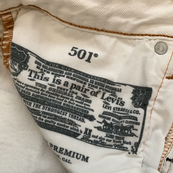 White 501 Levi’s cutoff shorts - Picture 3 of 4